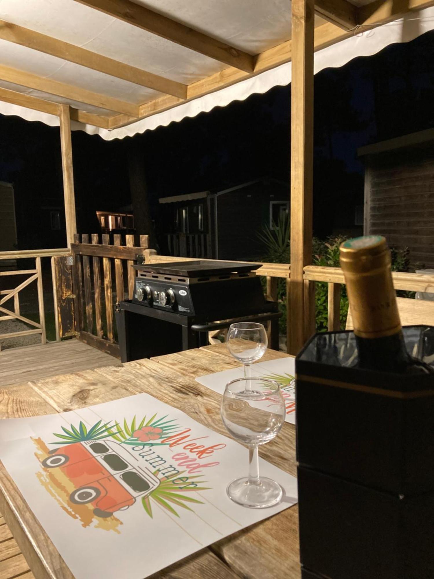Mobil Home Happiness33 Dans Camping 5 Etoiles Acces Direct Plage Vendays Montalivet Eksteriør billede