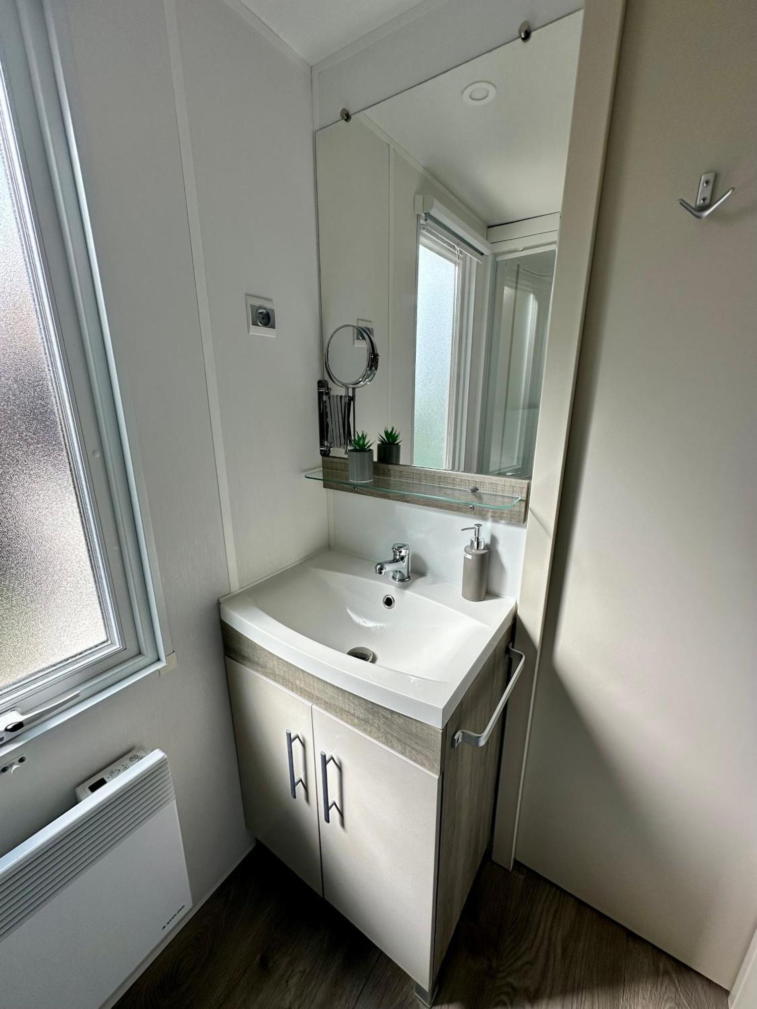 Mobil Home Happiness33 Dans Camping 5 Etoiles Acces Direct Plage Vendays Montalivet Eksteriør billede